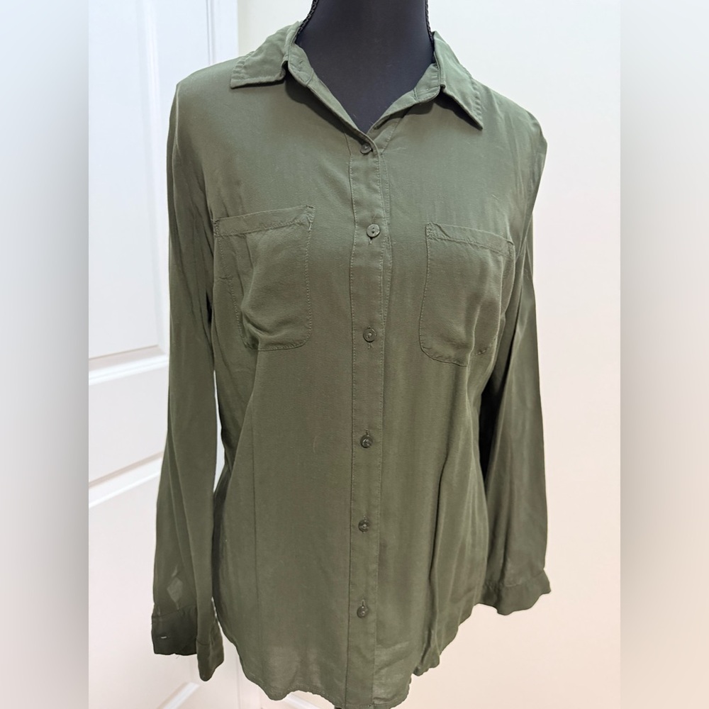 A.N.A. army green button-up blouse